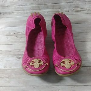 Pink flats